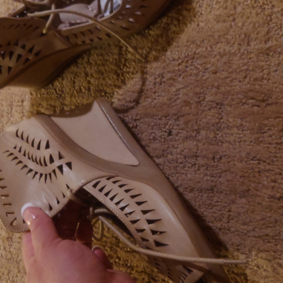 Wedge sandals - Picture 3 of 3